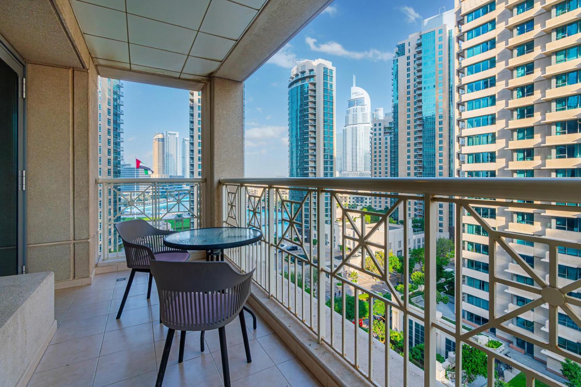 Downtown - 2 Bed 3 Bath Flat - Views Of The Burj & Fountains Appartement *